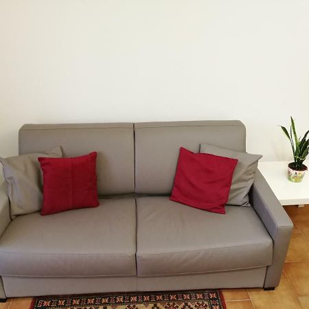 Carducci Apartment - The V Collection ตูราเต ภายนอก รูปภาพ