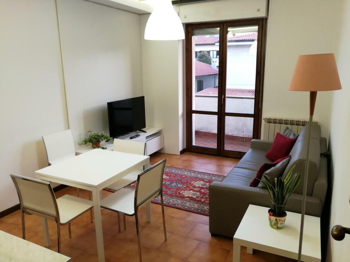 Carducci Apartment - The V Collection ตูราเต ภายนอก รูปภาพ
